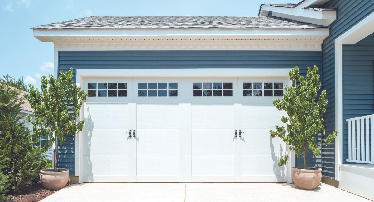 Wayne Dalton 8600 Series Double Skin Steel Carriage Door