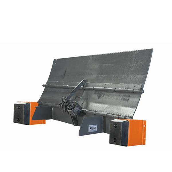 Pioneer BLE Series dock leveler